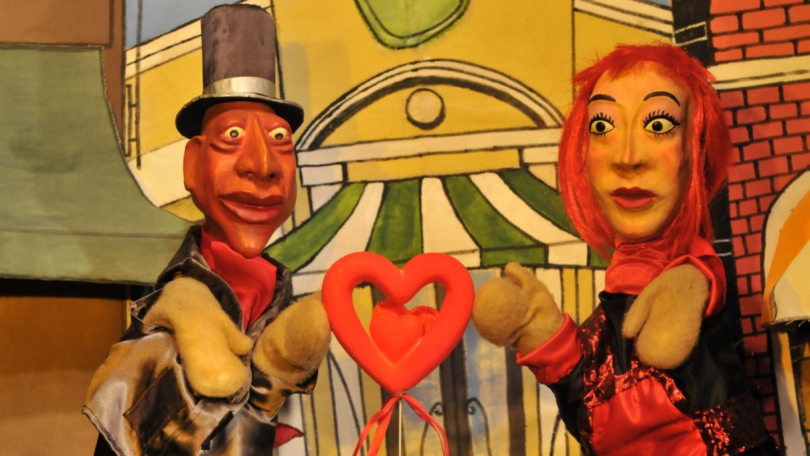 Vacaciones de invierno: la magia de los títeres se vive en la Sala Ana Frank